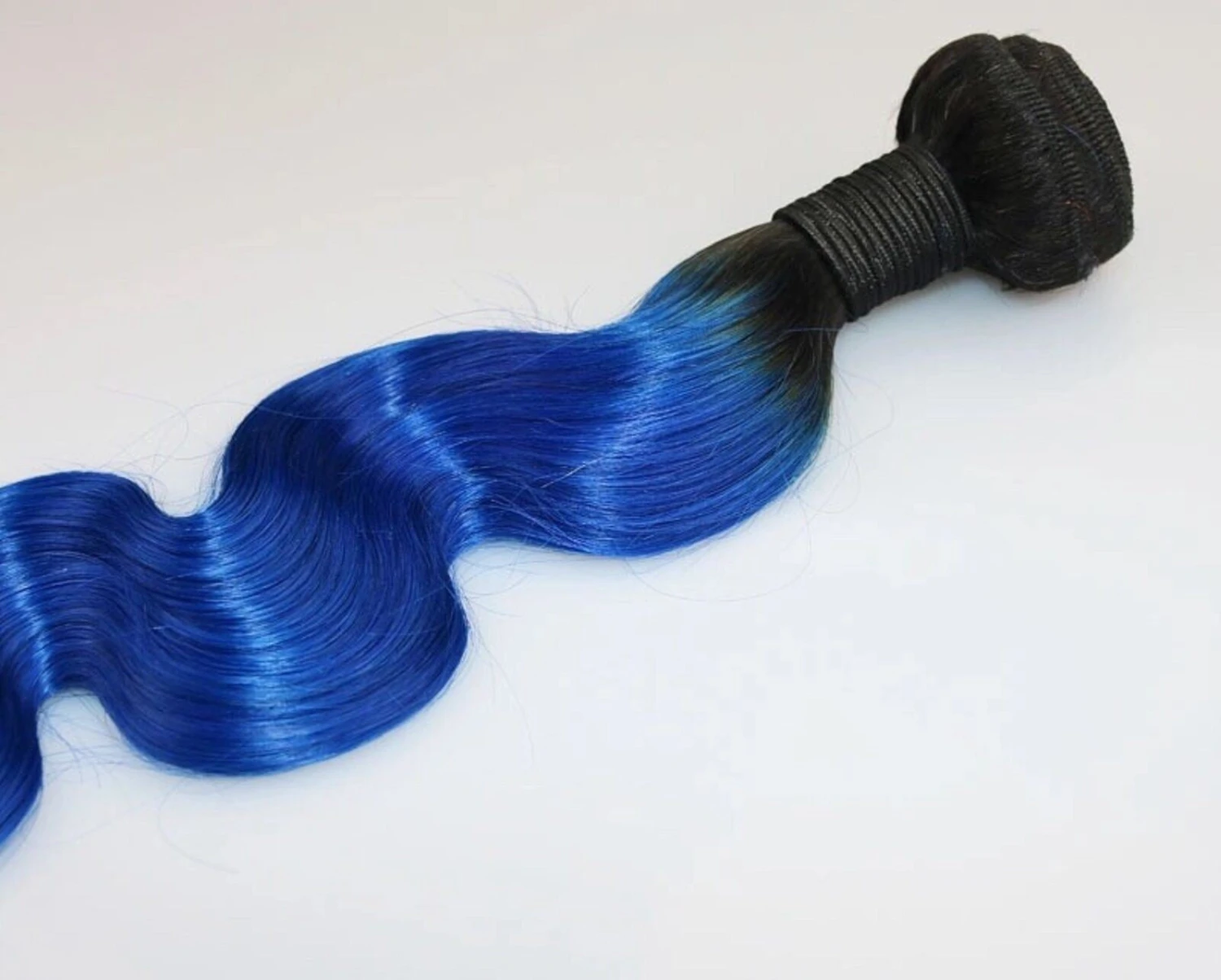 Luxury Dark Roots Blue Body Wave Brazilian Ombre Virgin Human Hair Extensions - Image 2