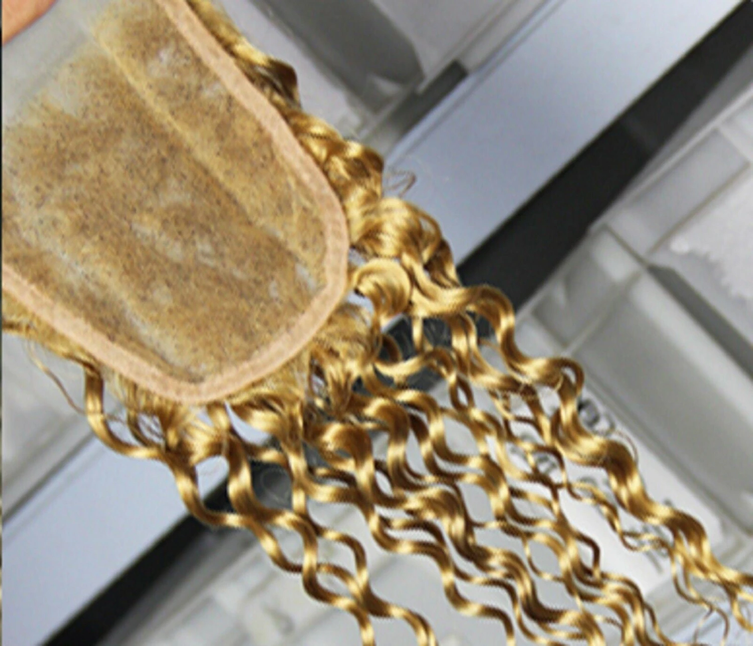 Luxury Brazilian Honey Blonde Kinky Curly Human Hair Extensions + 4x4 Closure - Image 2