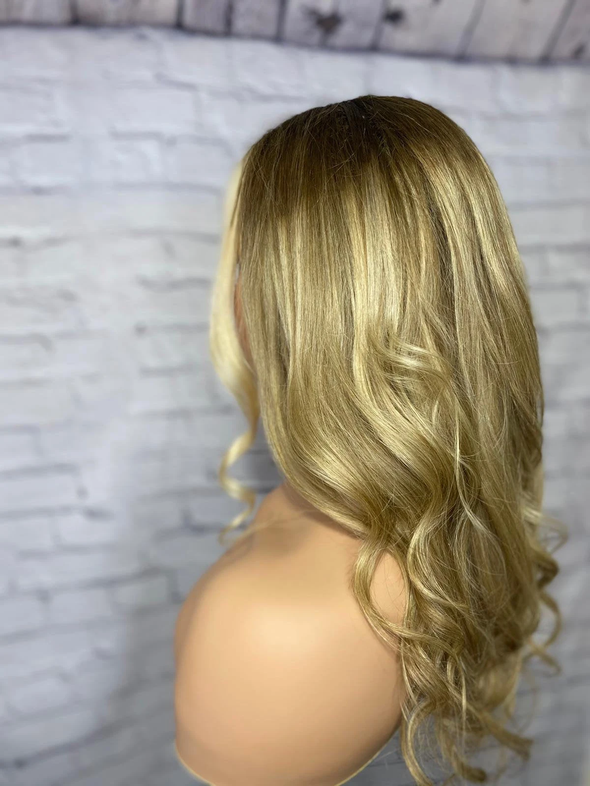 Luxury Platinum Blonde On Brown Hair Balayage 100% Human Hair Swiss 13x4 Lace Front Glueless Wig Wavy U-Part U Part Wig - Image 6